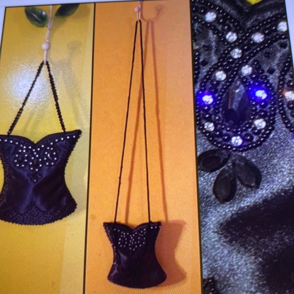 Handbags - Small beaded rhinestone black satin bag